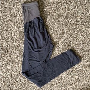 Dark grey maternity leggings
